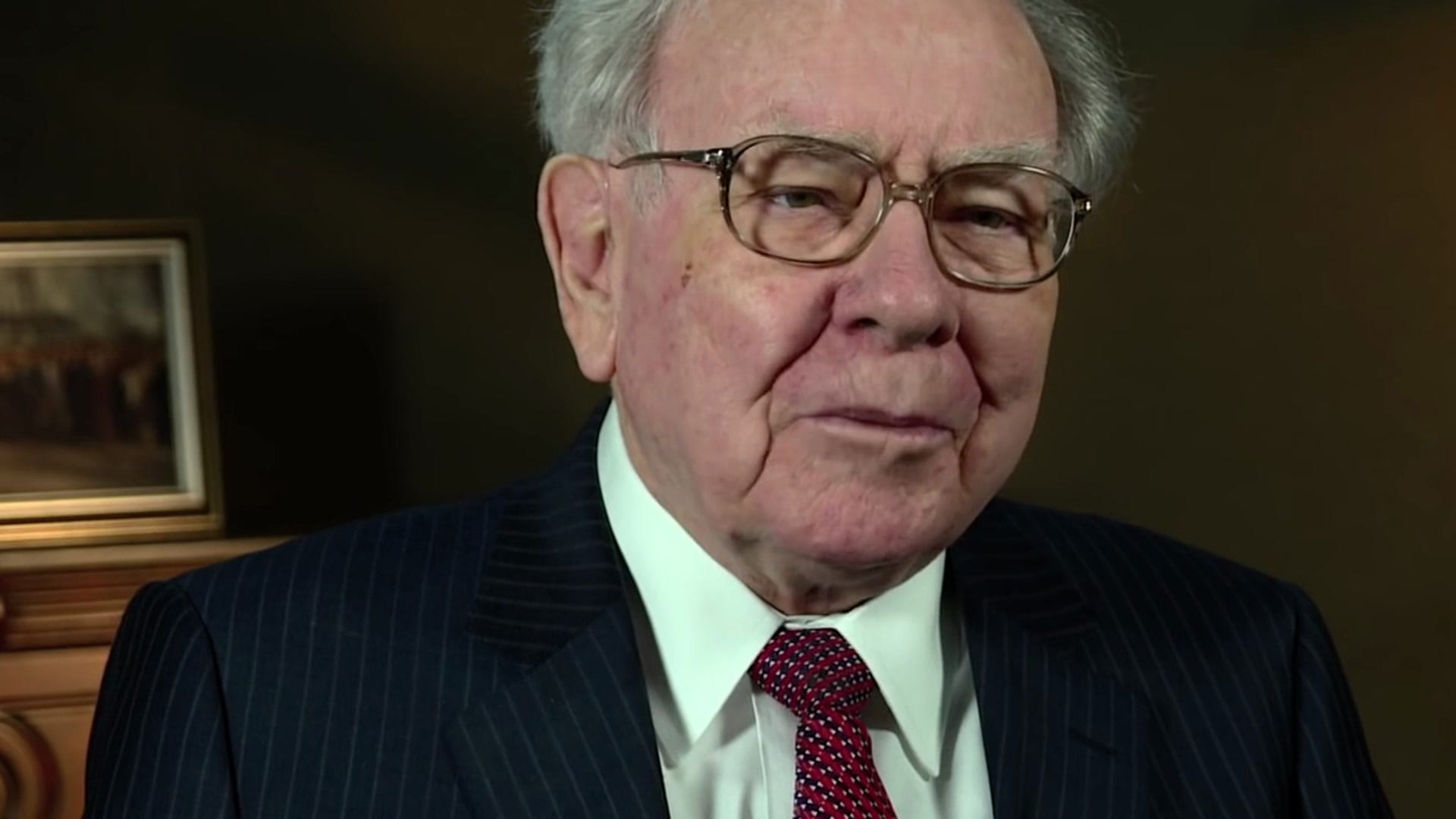 Warren Buffett named Berkshire chairman emeritus; son Howard takes the board chair