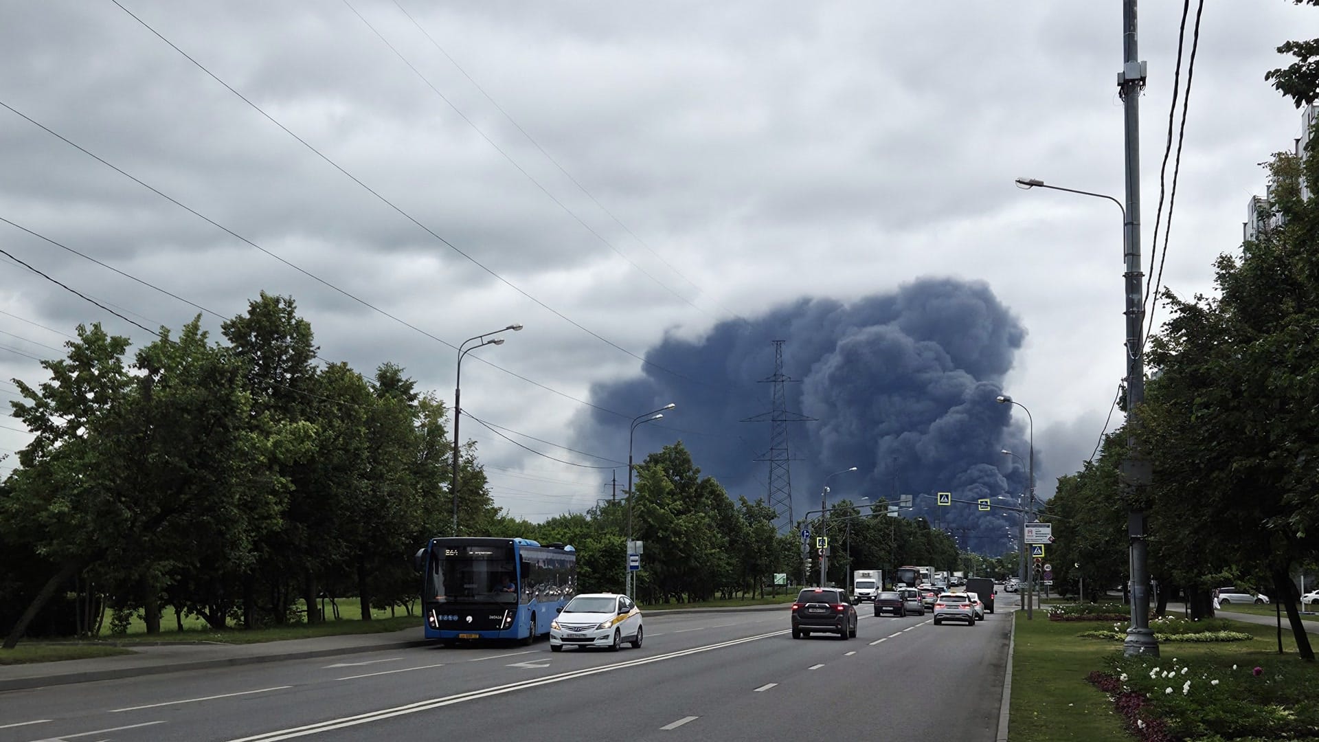Moscow mayor calls Ukraine drone wave unprecedented as capital refinery hit on Duma vote day