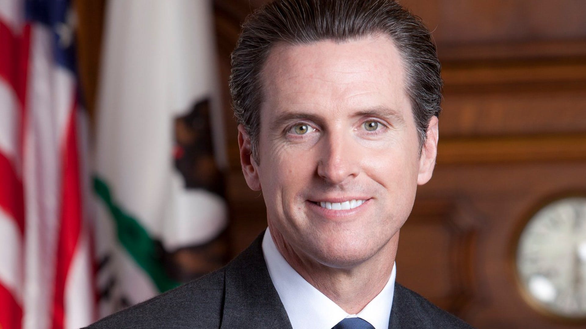 Newsom signs AB 1130: California influencers face penalties for undisclosed paid political posts