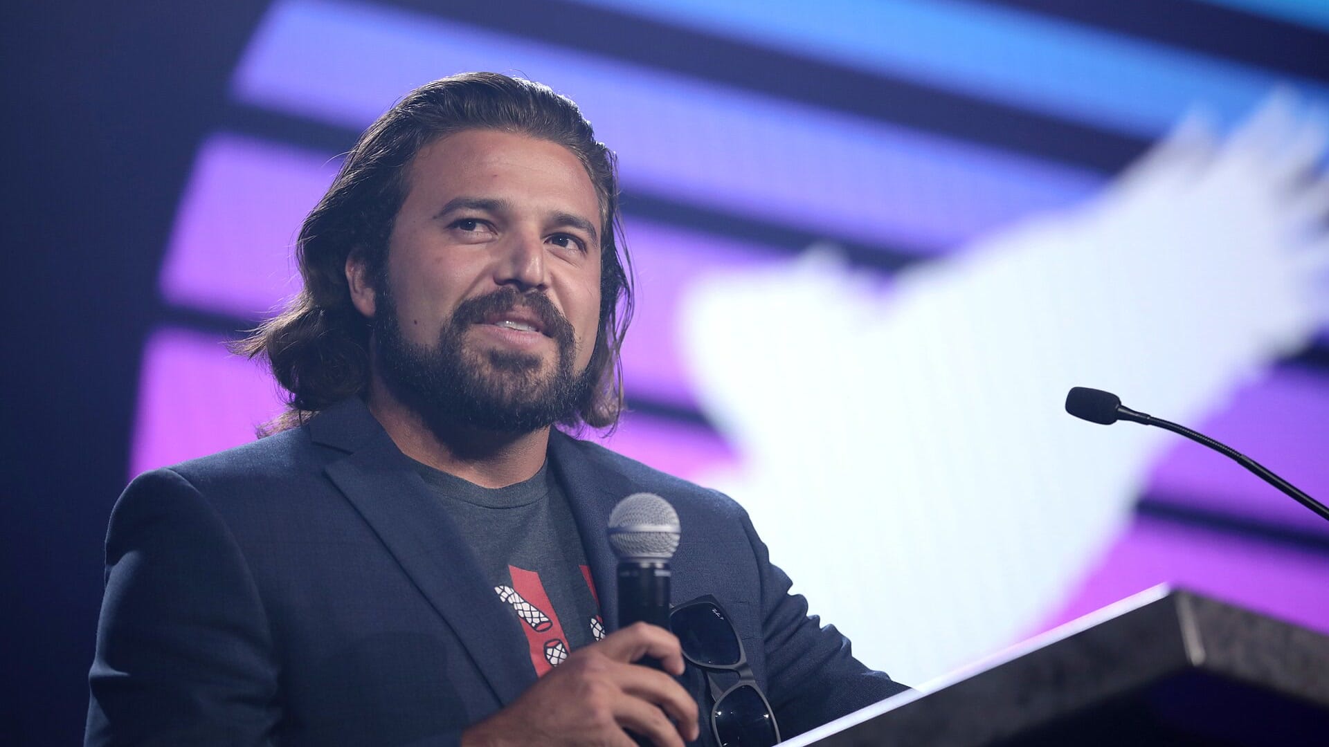 CNN digs up Brandon Herrera’s old AK Guy jokes; he flips it on Katy Stout’s abuse case
